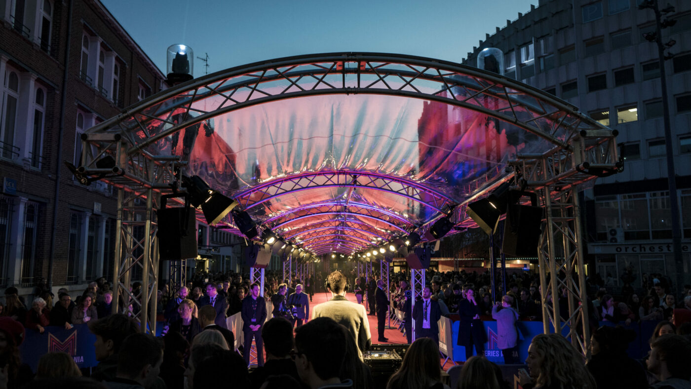 Tunnel VIP couvert installé pour Séries Mania